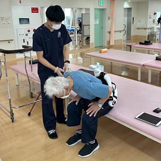 ロボットスーツHAL(Hybrid Assistive Limb)腰タイプ