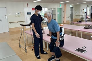 ロボットスーツHAL(Hybrid Assistive Limb)腰タイプ